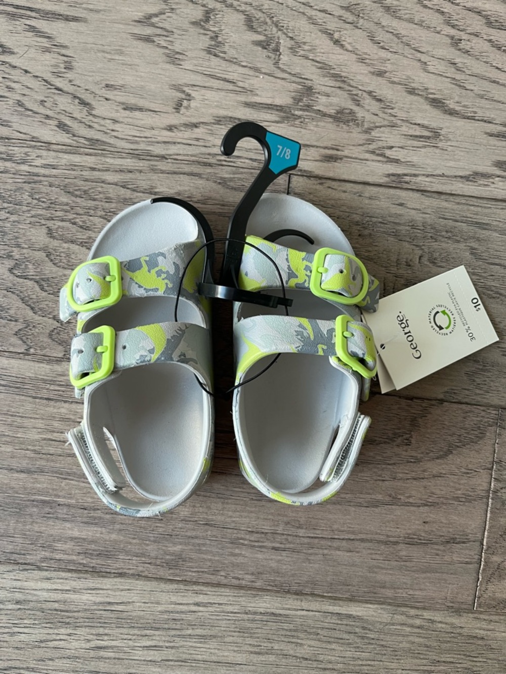 George Neon Green Camo Kids Sandals size 7/8